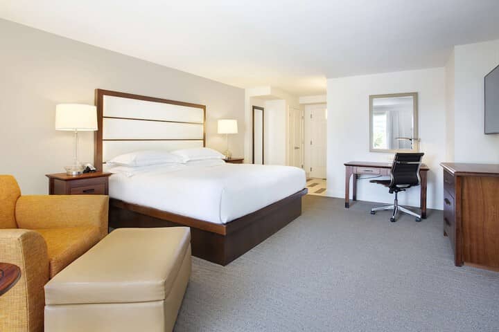 Room 12 of 50